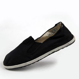 潮流鞋履與服裝批發(fā) 迷彩鞋、布鞋、休閑皮鞋及服裝一站式采購指南